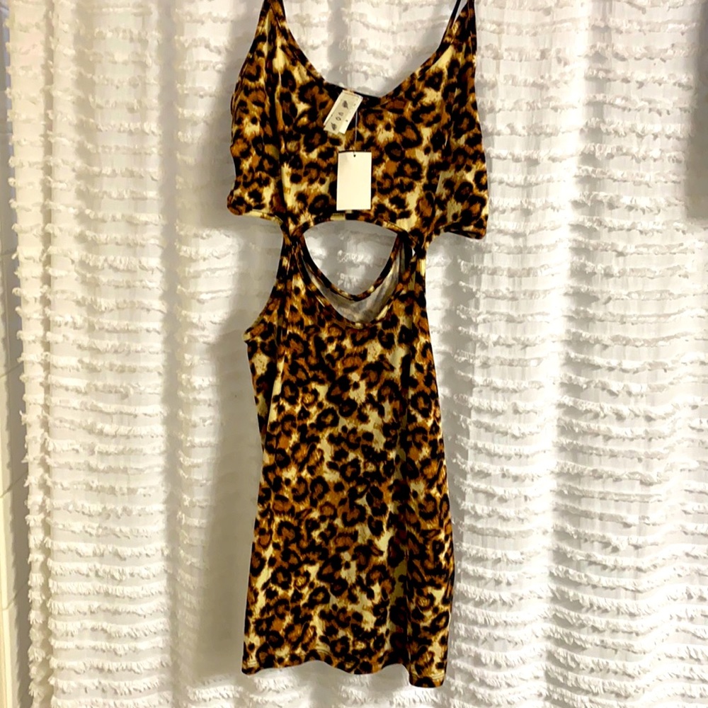 Cut-out Cheetah print mini